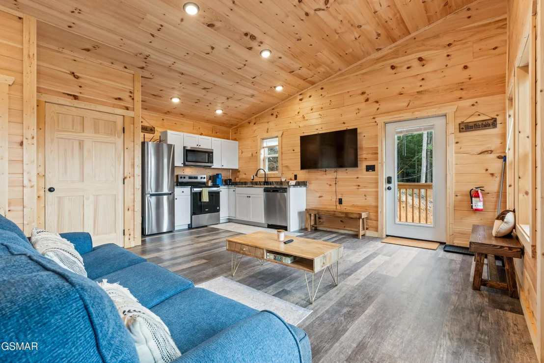 Photo of 2122&2128 Bluff Mountain Road