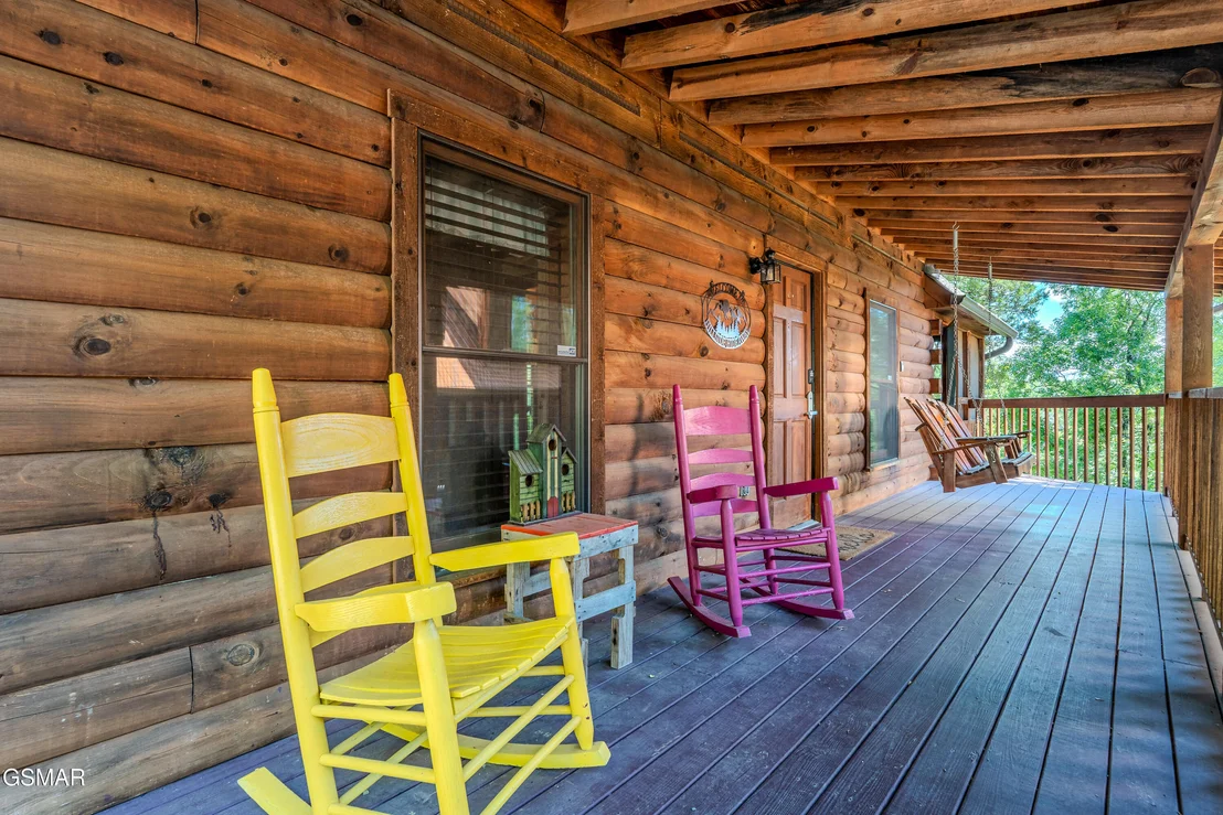 Photo of 261 Cherokee Path Way