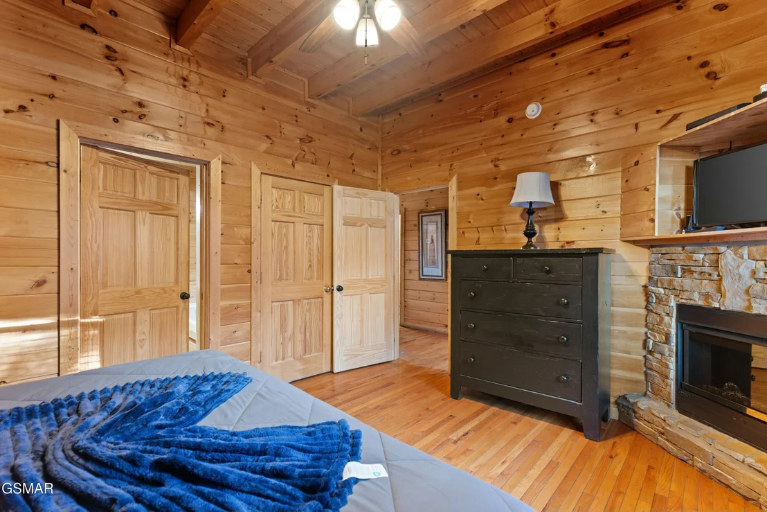 Photo of 950 Black Bear Cub Way