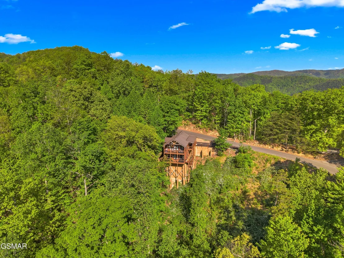 Photo of 2624 Overholt Trail