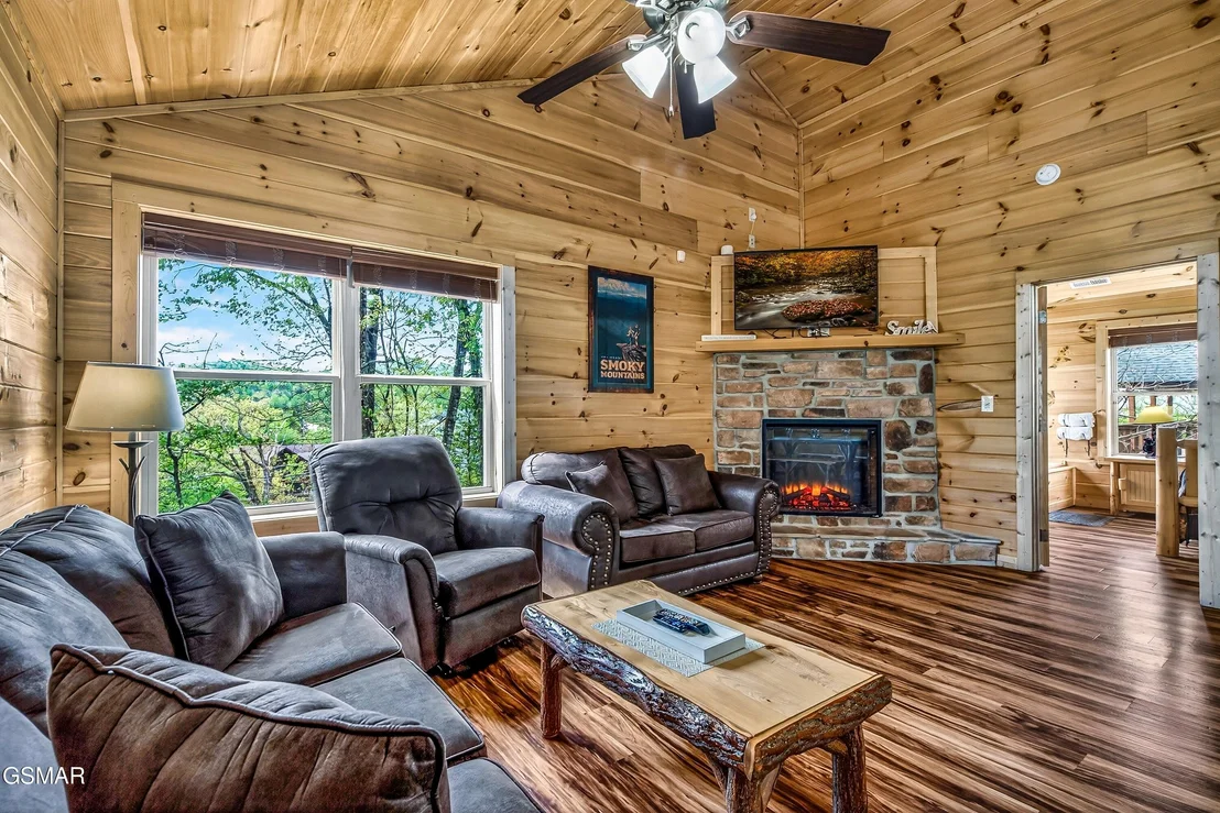 Photo of 3922 Valley View Drive