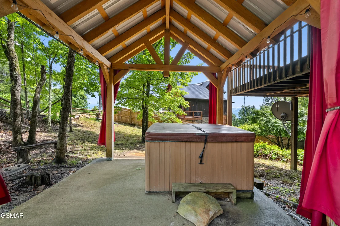 Photo of 2295 Bluff Mountain Road