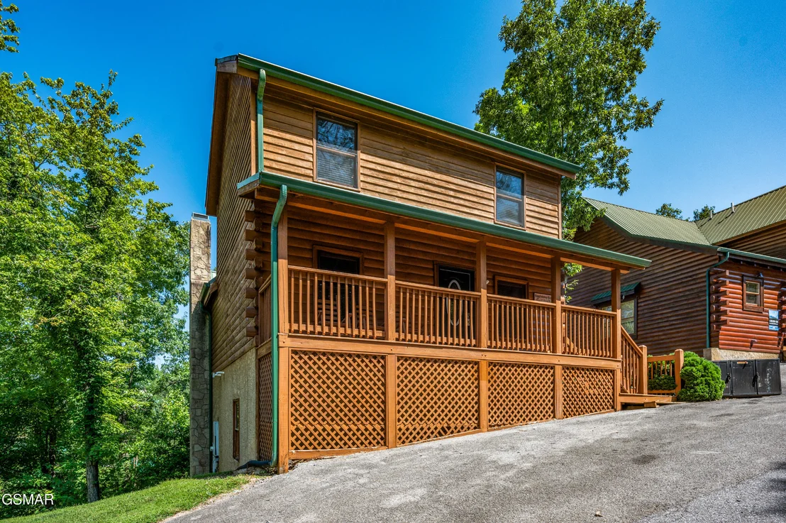 Photo of 737 Chickasaw Gap Way