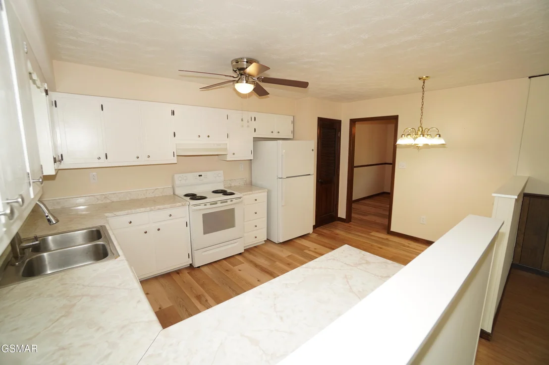 Photo of 633 Shaver Drive