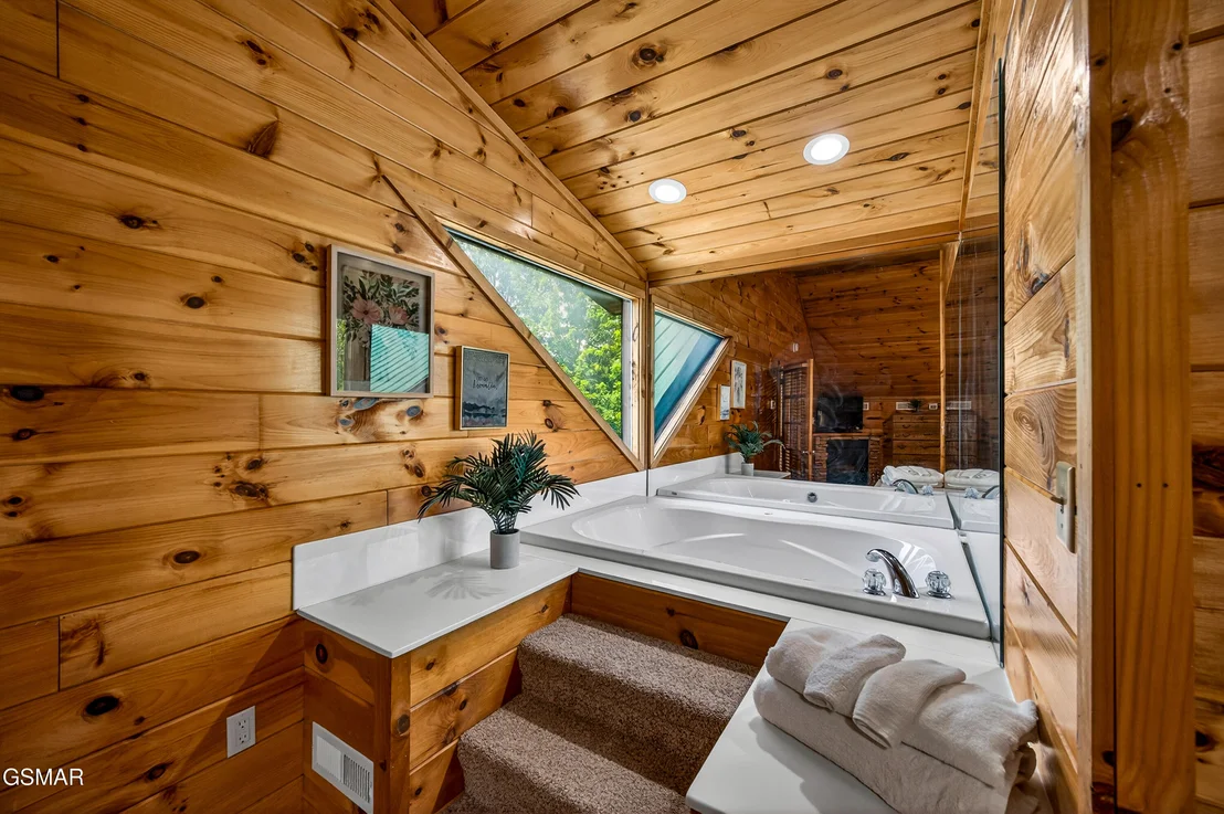 Photo of 2428 Breezy Road