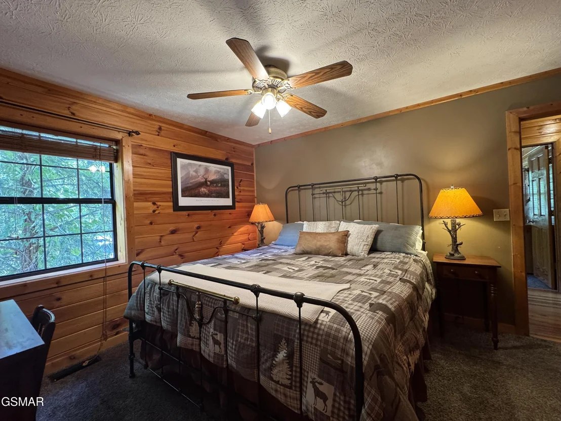 Photo of 2409 Walnut Cove Way