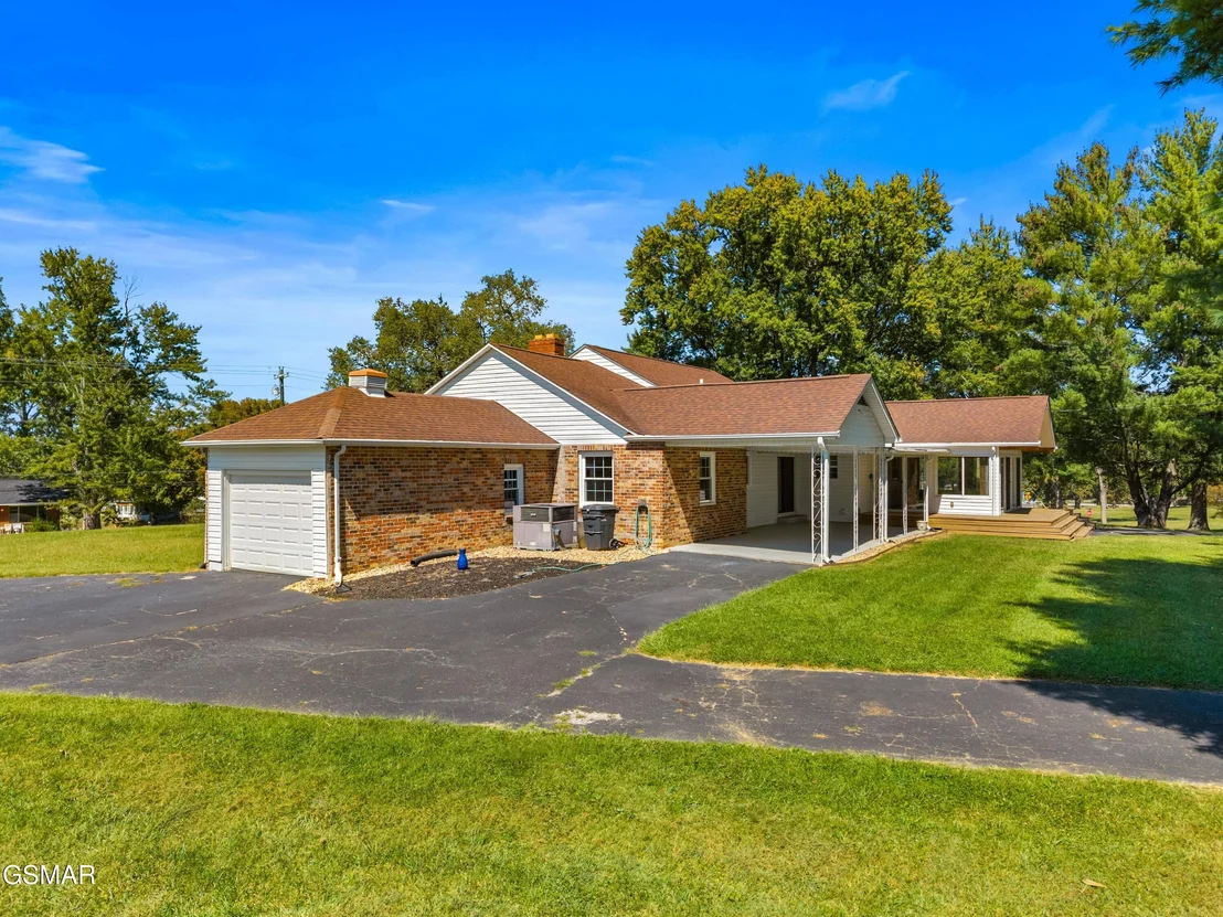 Photo of 1328 W Main Street
