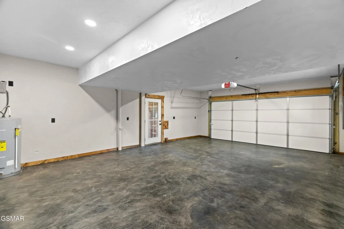 Photo of 102 Golf View Boulevard