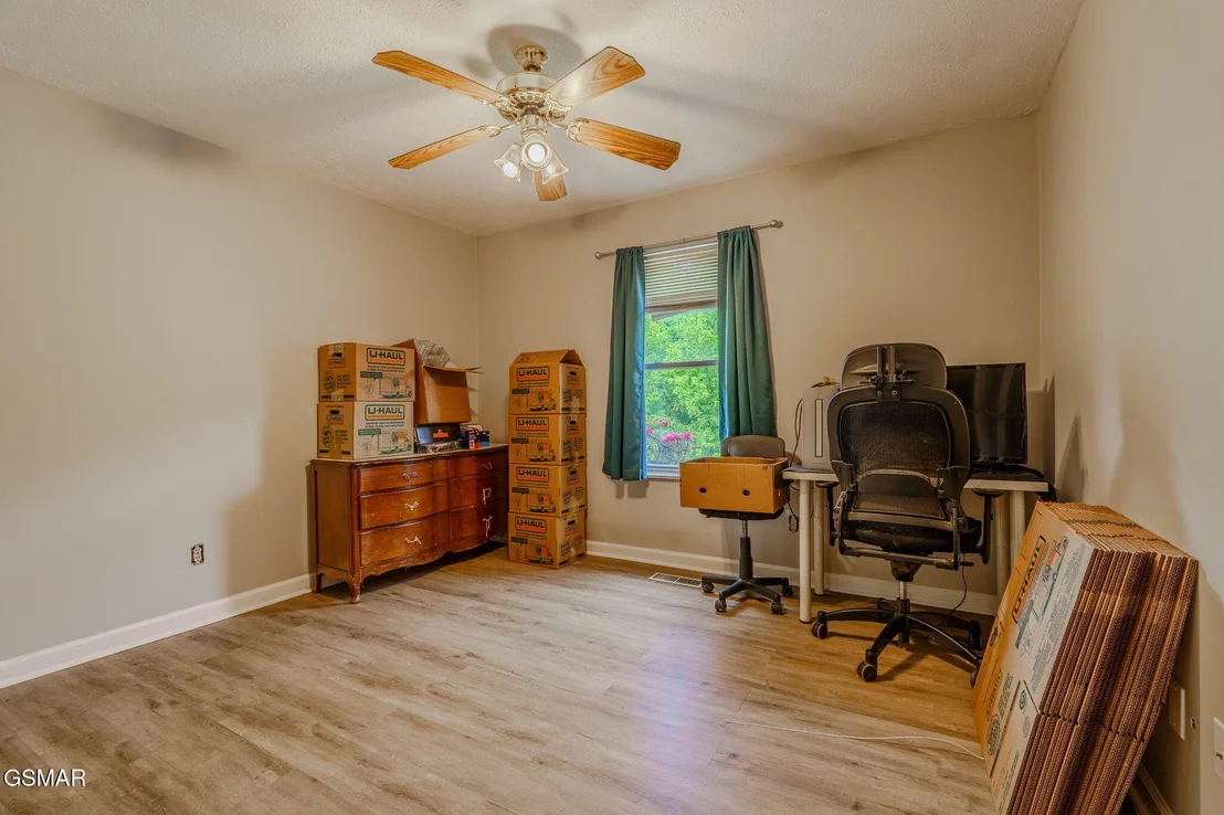 Photo of 298 Brock Road