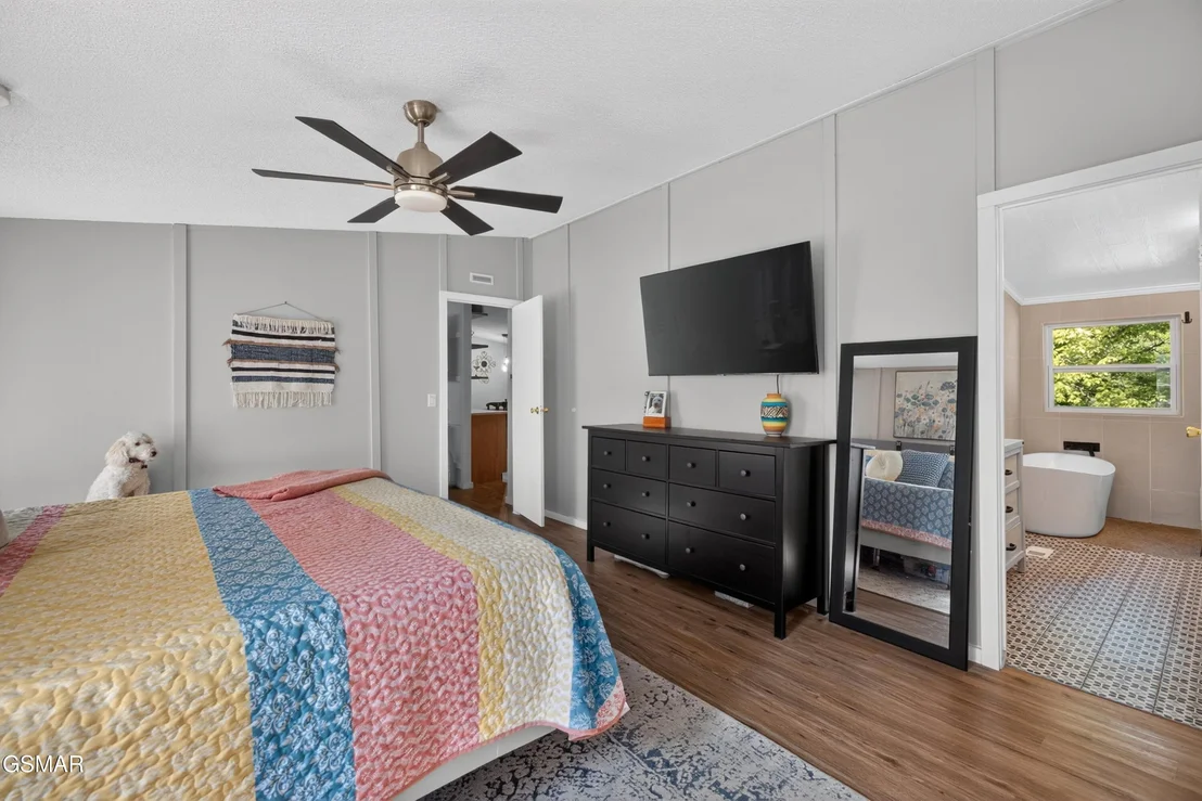 Photo of 267 Pine Ridge