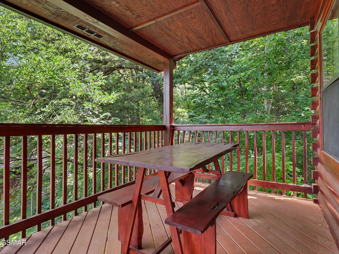 Photo of 1609 Pinewood Way