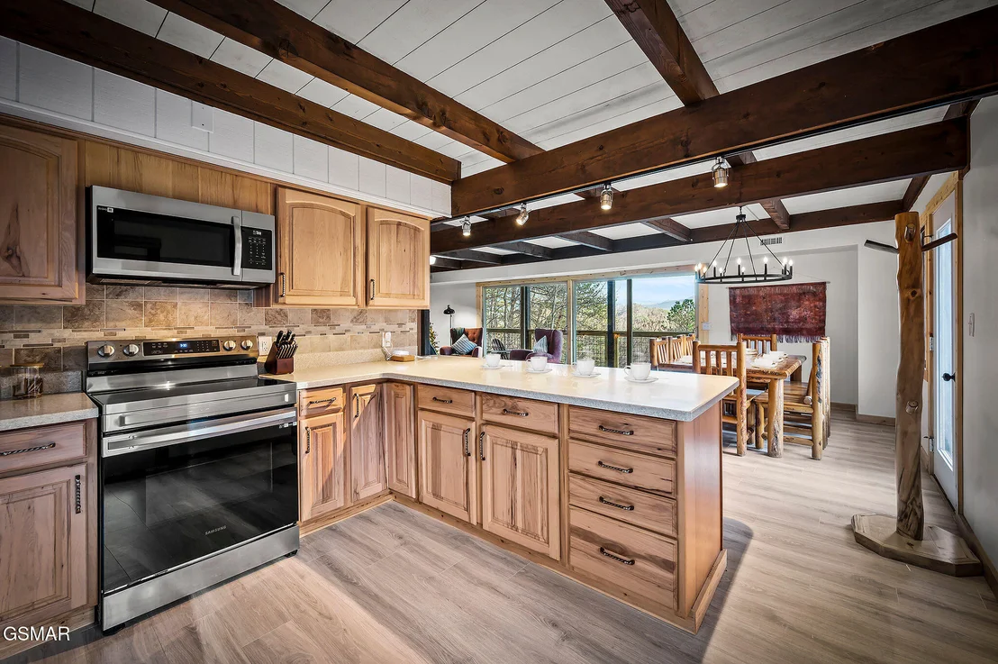 Photo of 2758 Overholt Trail