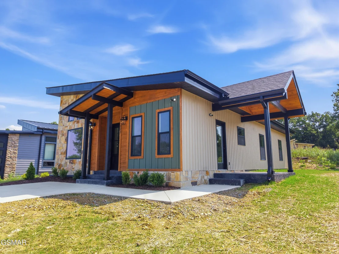 Photo of 203 Granite Drive