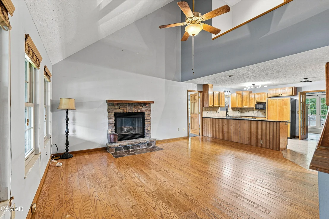 Photo of 2459 Amanda Lane
