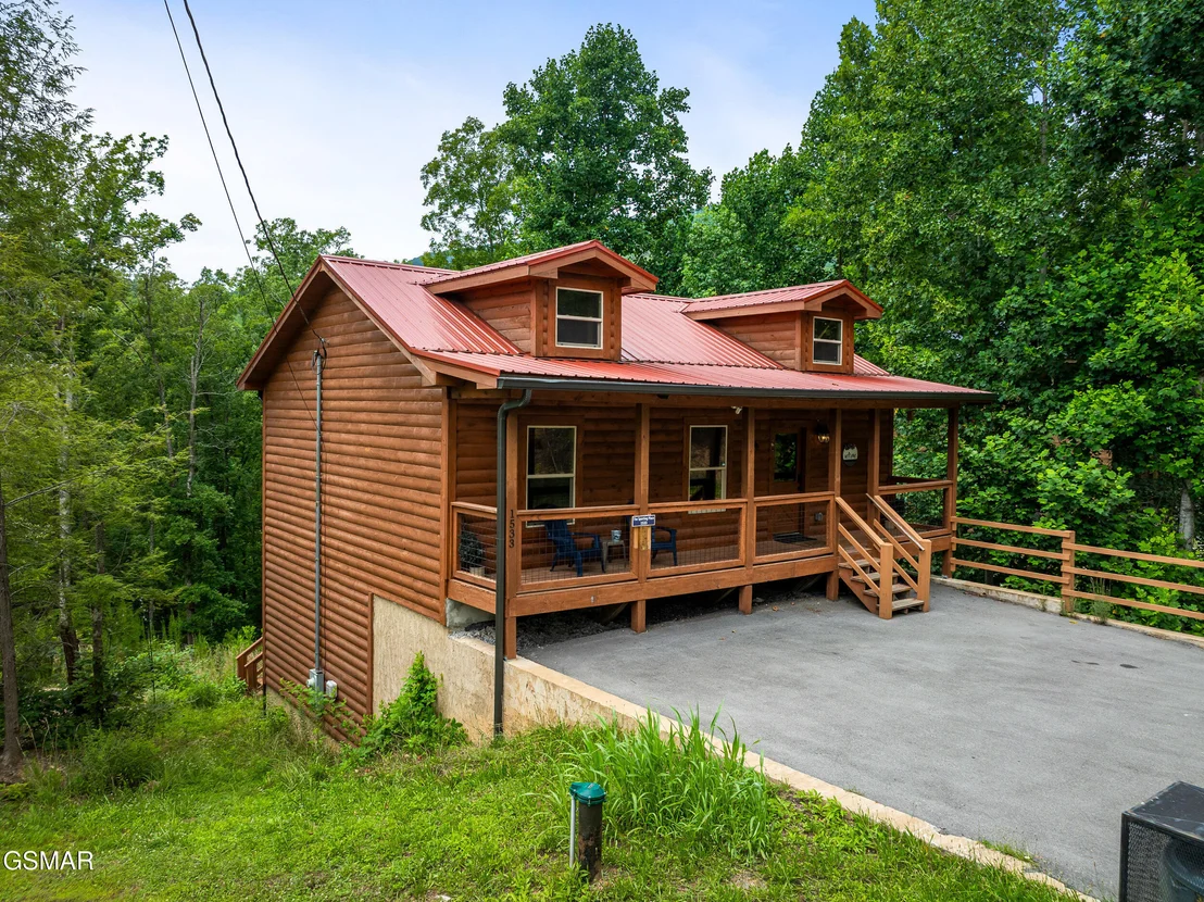 Photo of 1533 Bear Valley Road