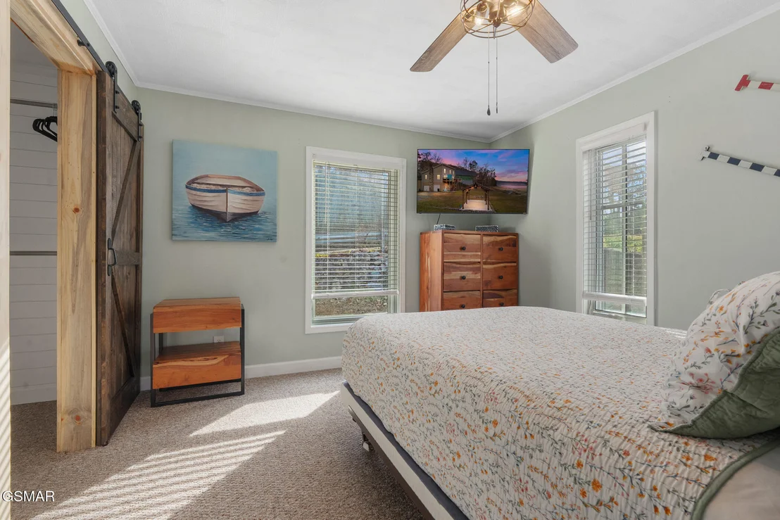 Photo of 1448 Dover Lane