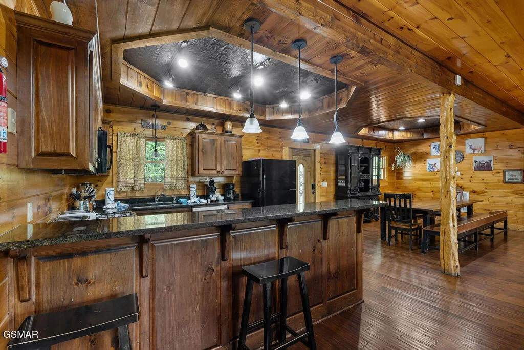 Photo of 326 Alpine Mountain Way