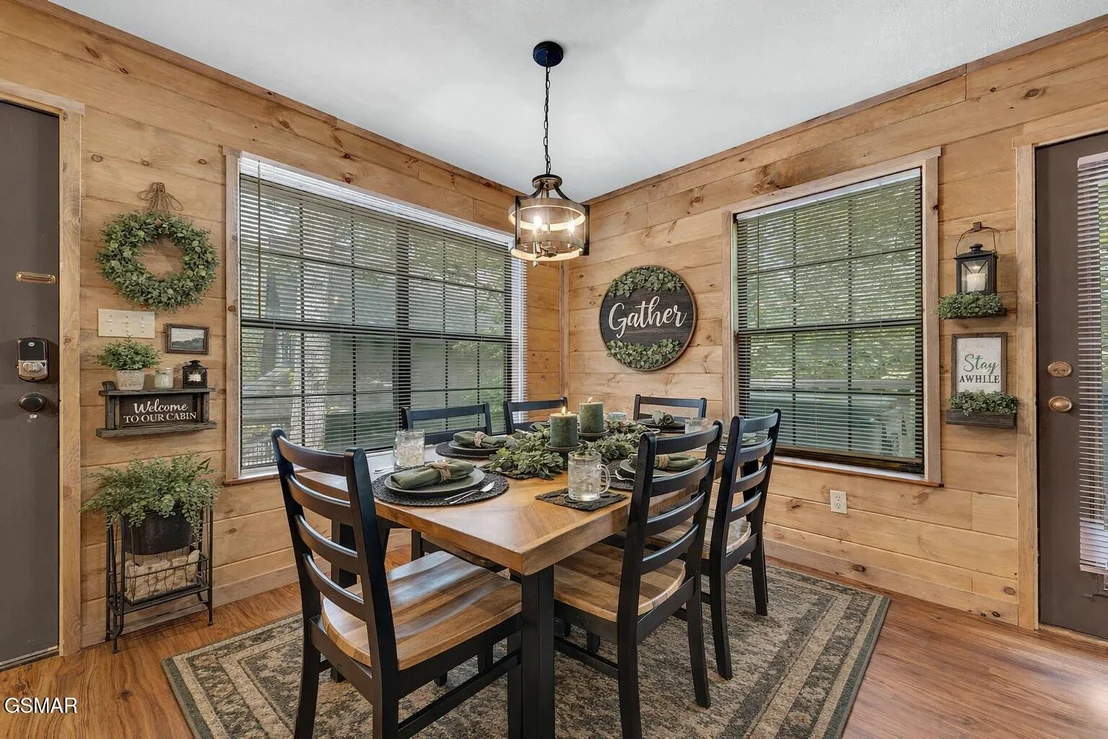 Photo of 2733 Timber Way