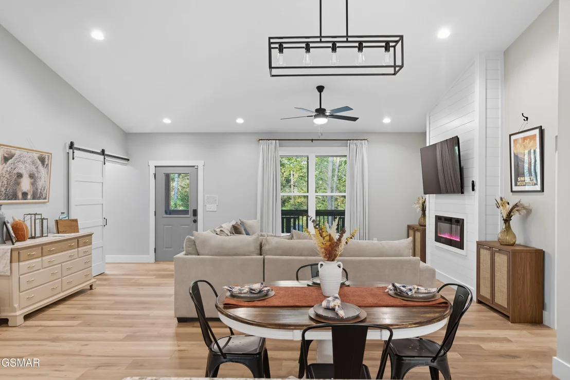 Photo of 1077 Sencebaugh Drive