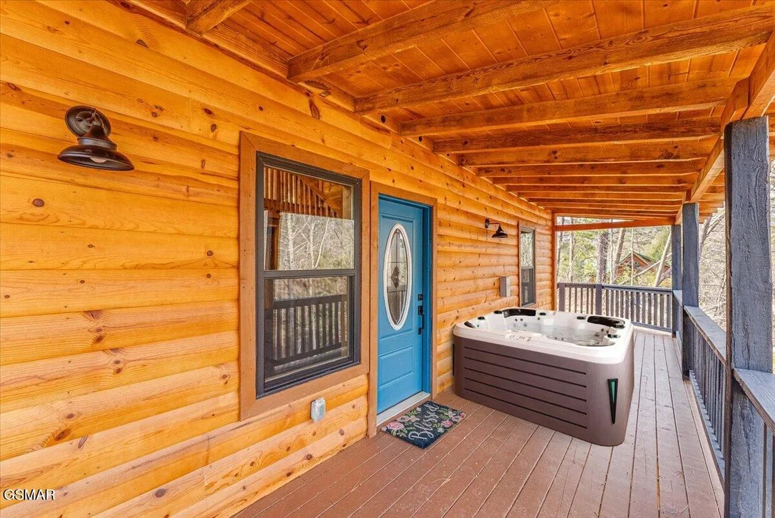 Photo of 2321 Willow Lane