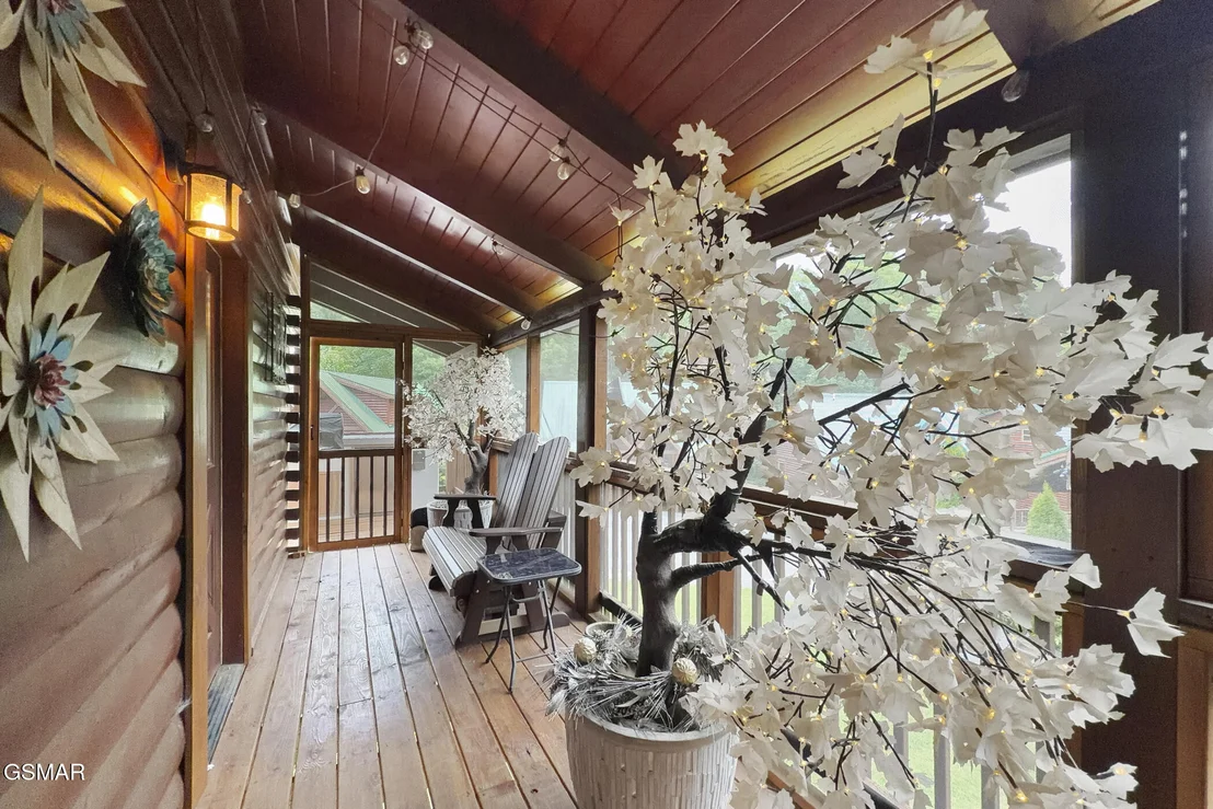 Photo of 605 Cherry Blossom Way