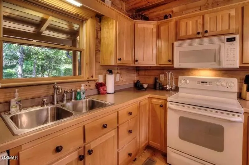 Photo of 4548 Whetstone Road