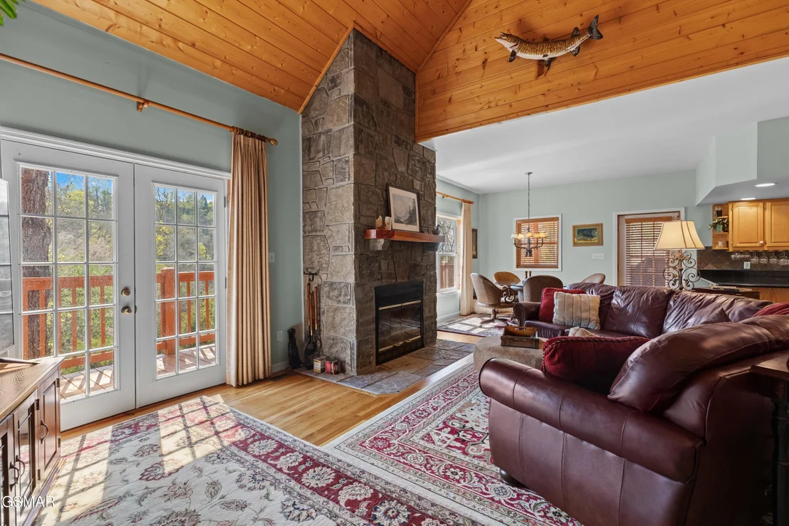 Photo of 429 Filet Lane