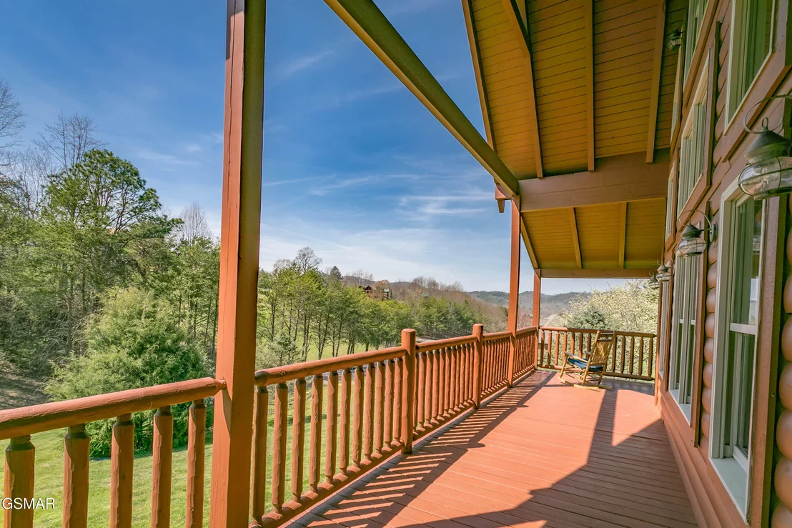 Photo of 3385 Clear Valley Drive