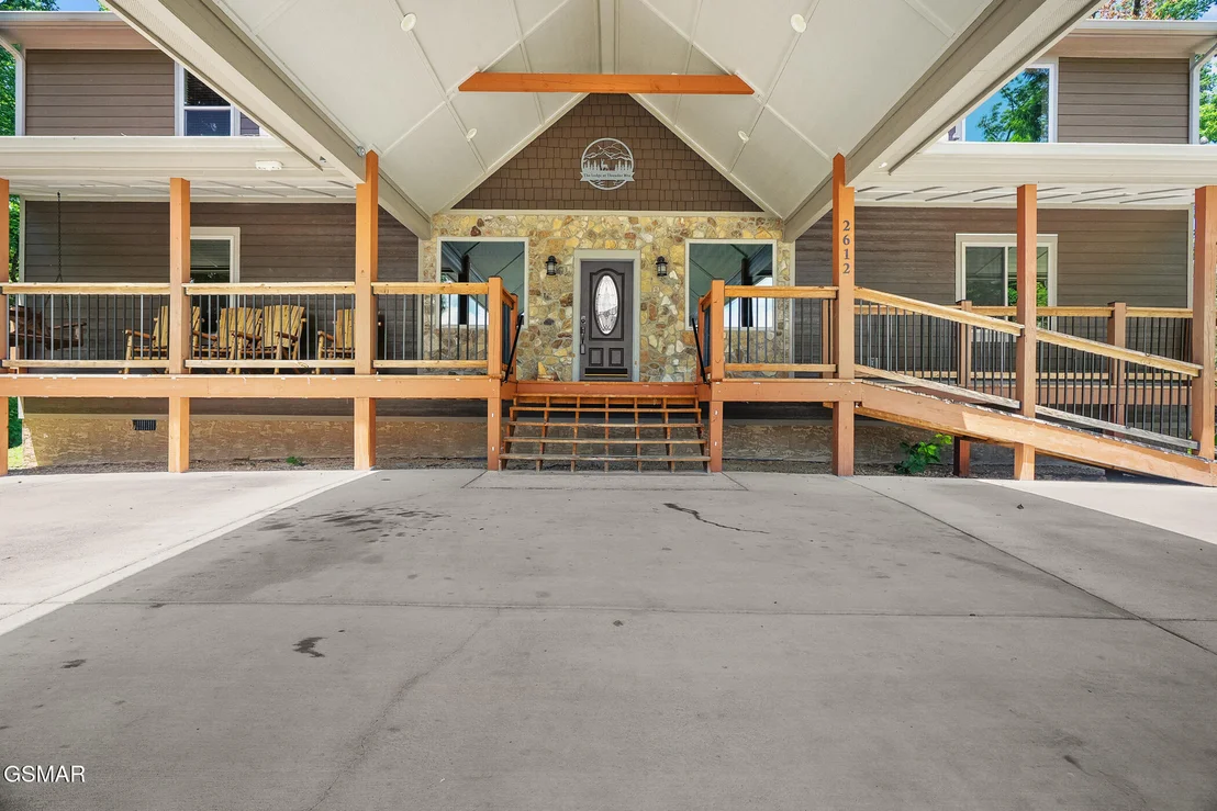 Photo of 2612 Cloud View Drive