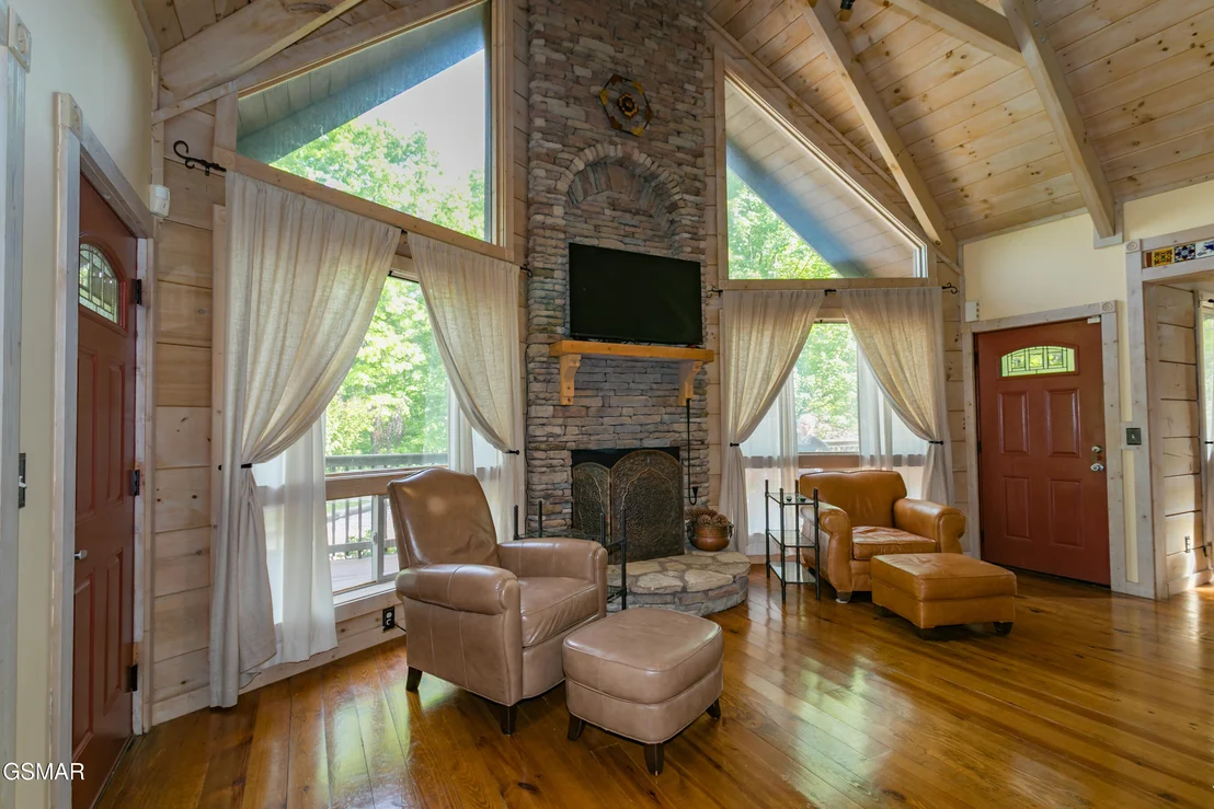 Photo of 4482 Whetstone Road