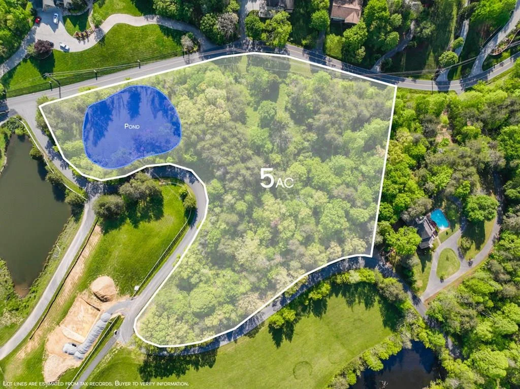 Photo of 1140 Crestview Drive