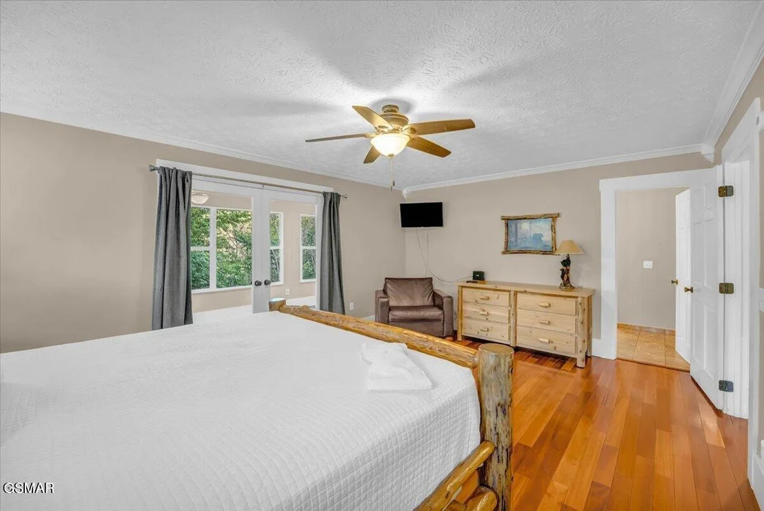Photo of 1463 Red Cedar Lane