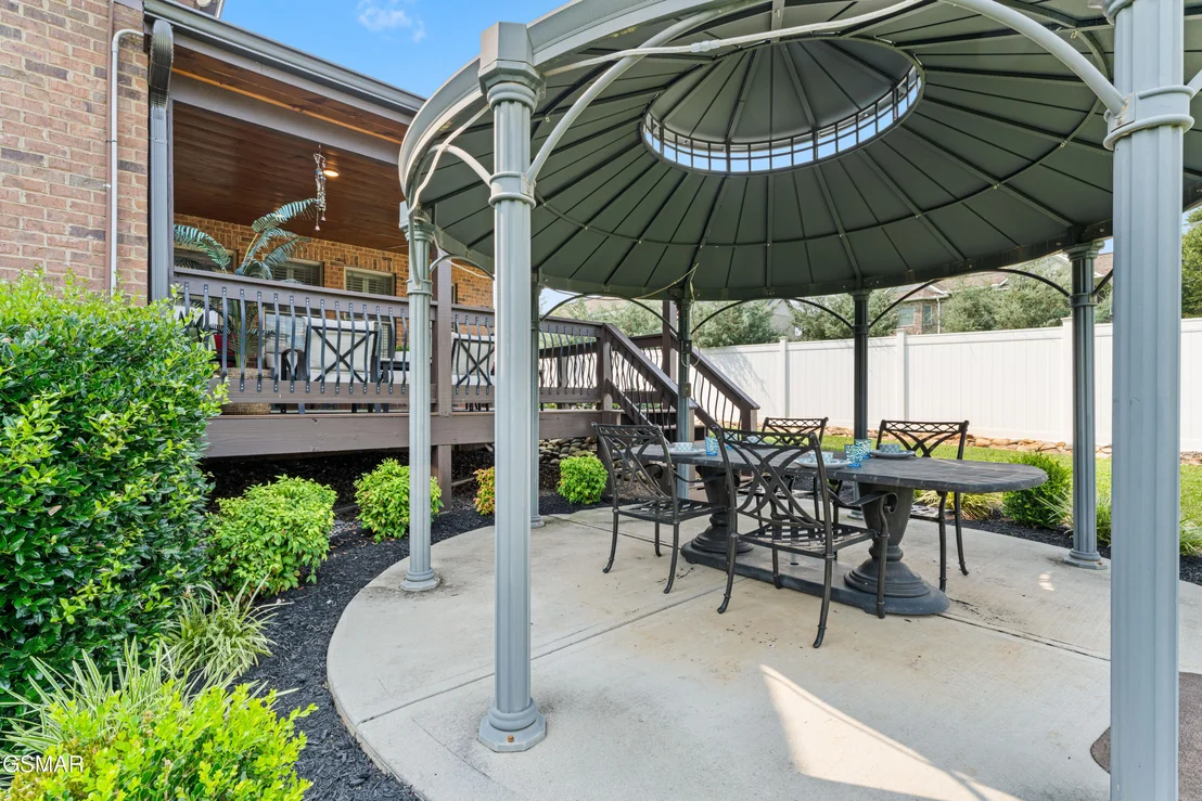 Photo of 2399 McCleary Road