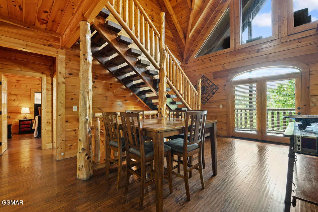 Photo of 326 Alpine Mountain Way