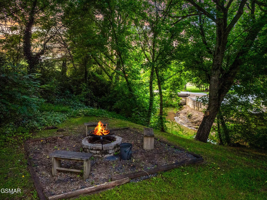 Photo of 1810 Trout Way