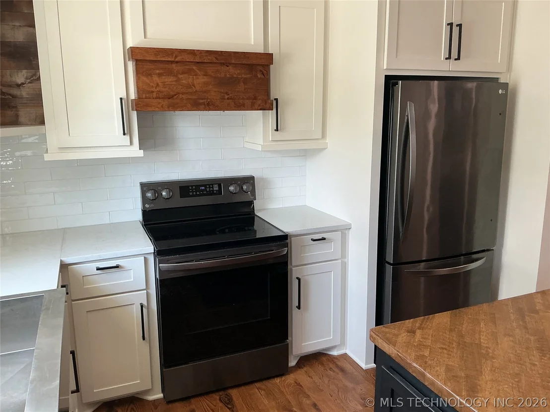 Photo of 8959 Birch Street