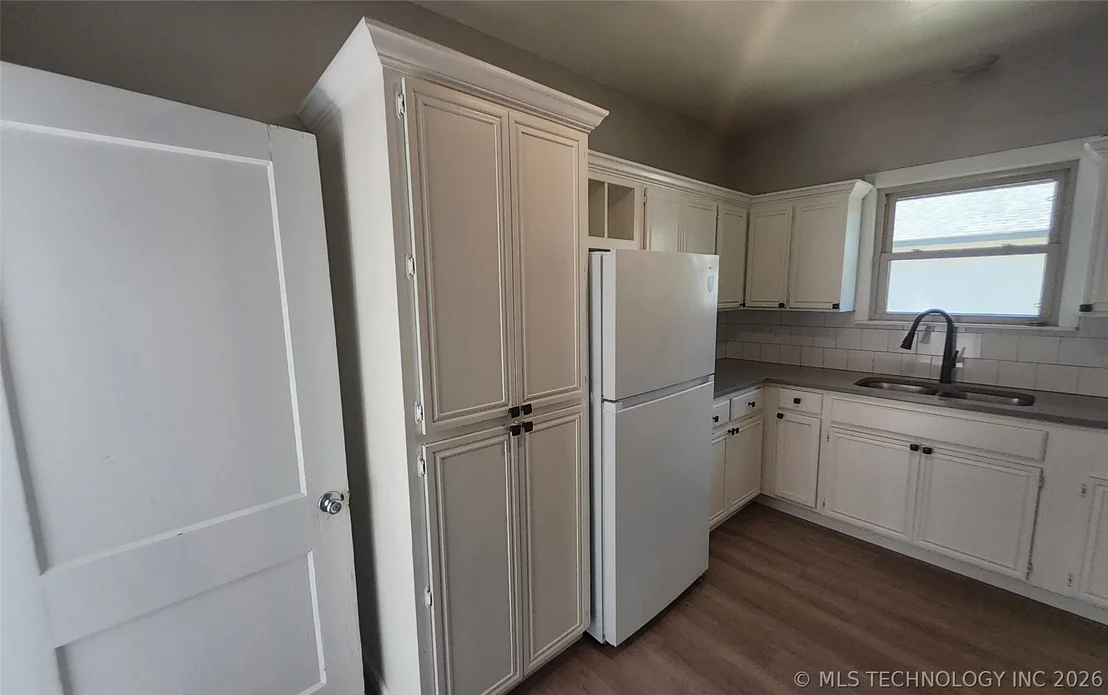 Photo of 711 W Beech