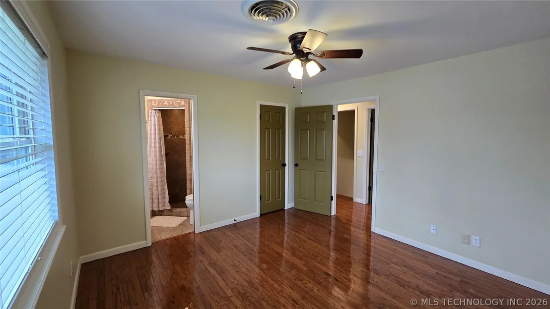 Photo of 411 S 3rd