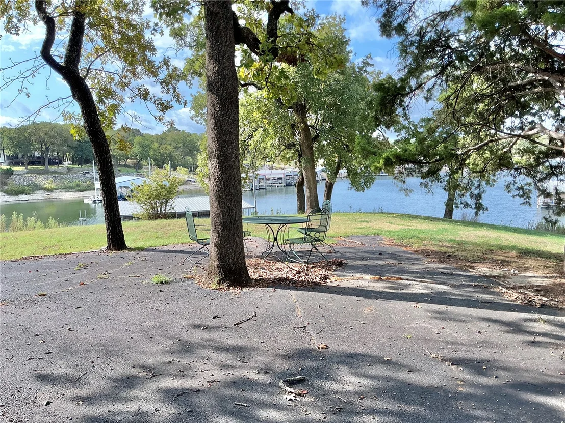 Photo of 493 N Sand Point Road