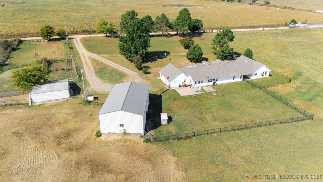 Photo of 109159 S 4210 Road