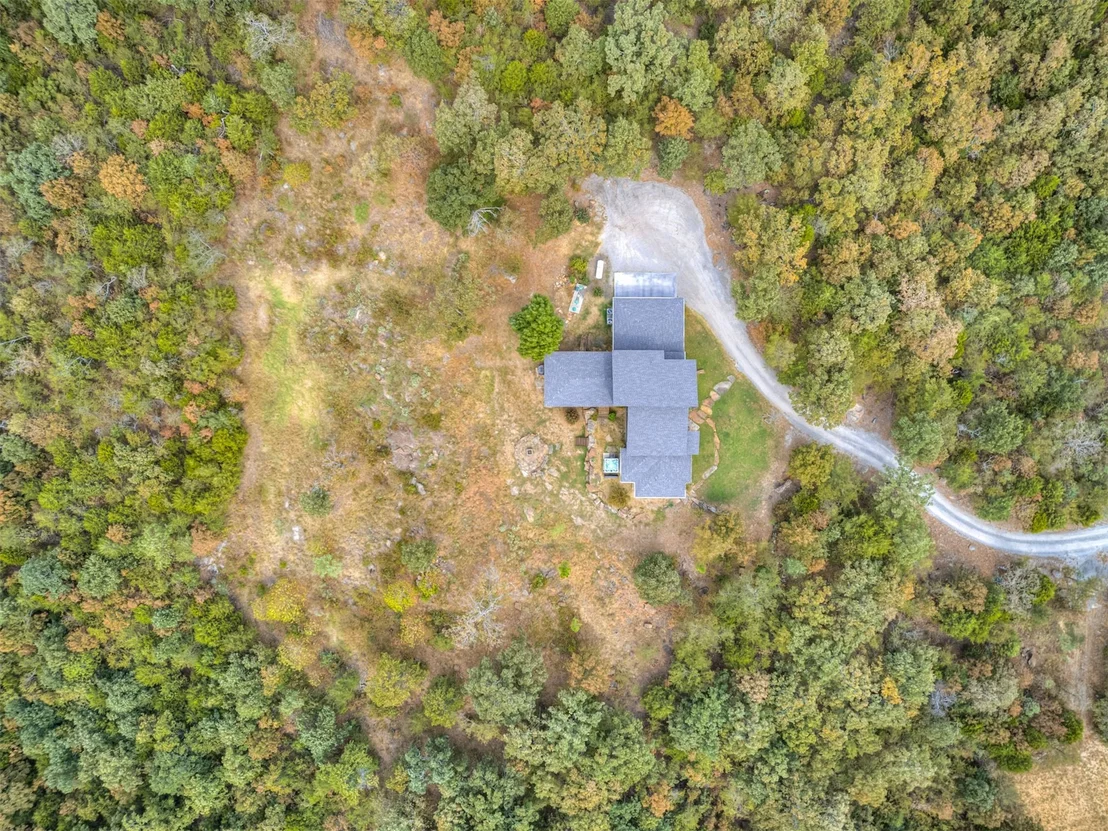 Photo of 1073 Hidden Ridge Road