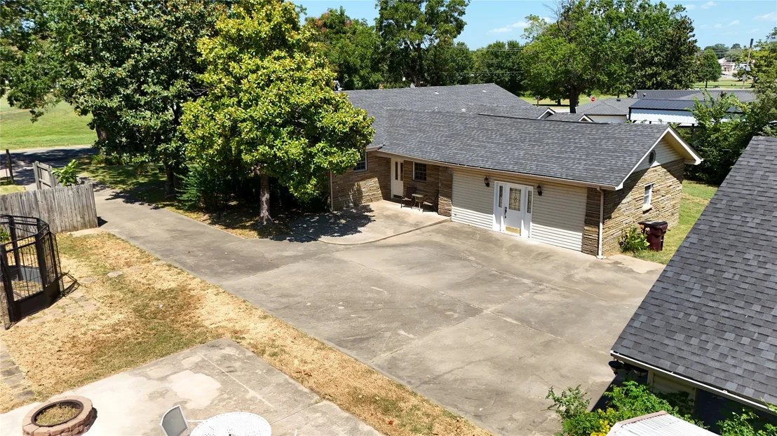 Photo of 509 Sunset Strip