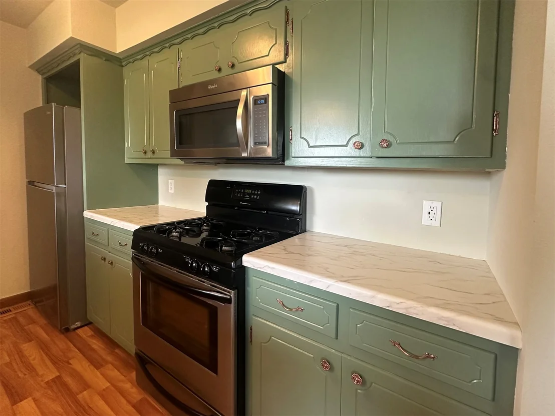 Photo of 1908 Lakeview Drive