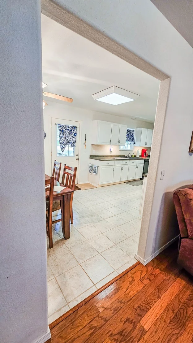 Photo of 12 Granite Circle