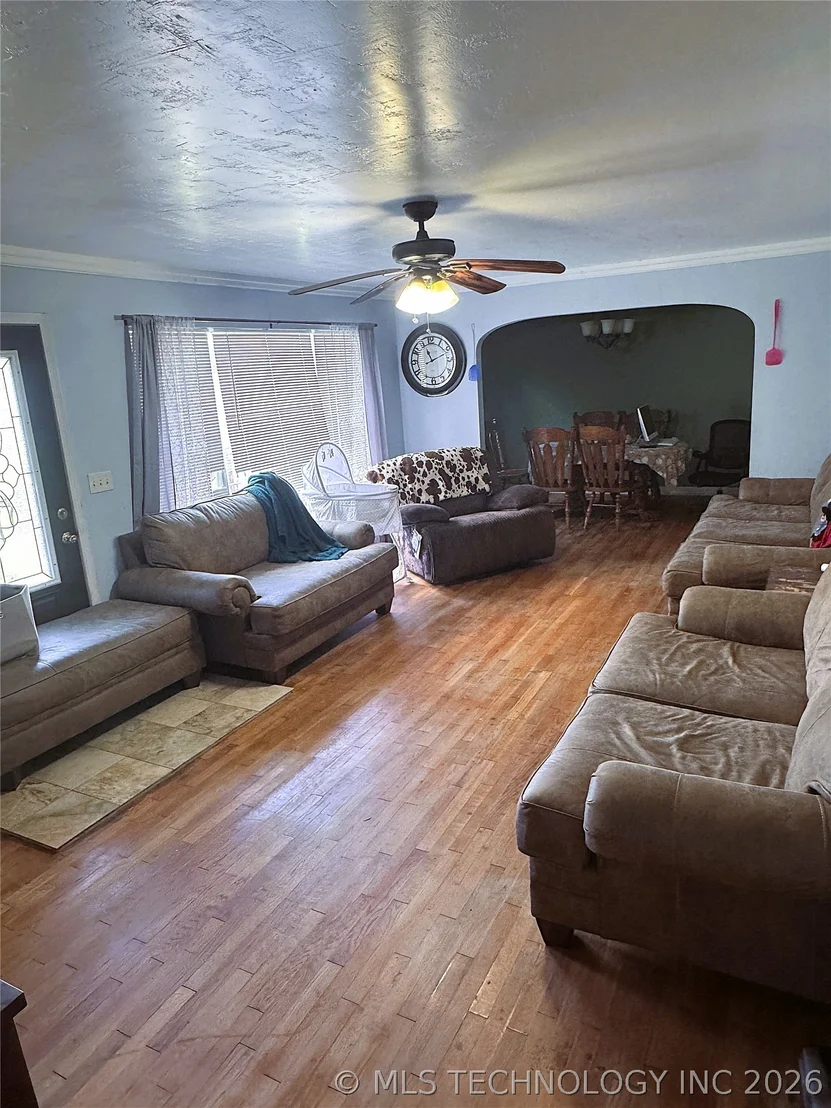Photo of 24508 Calhoun