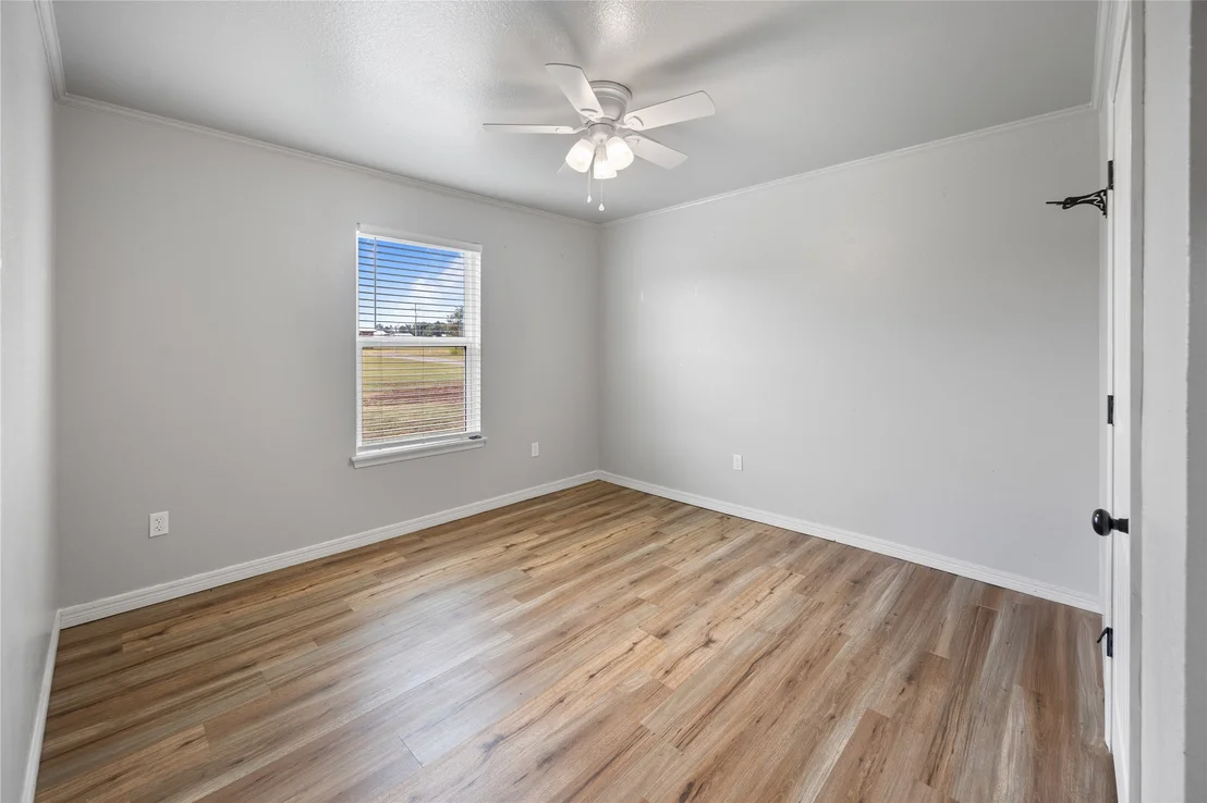 Photo of 4420 W 580