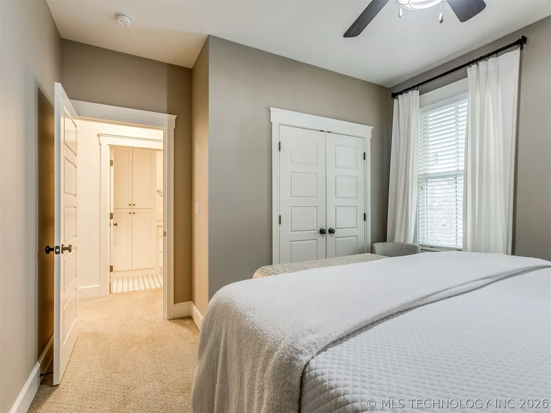 Photo of 25 Boulevard