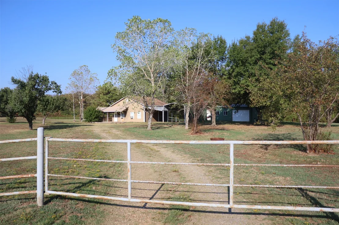 Photo of 27475 Hwy 112 Old