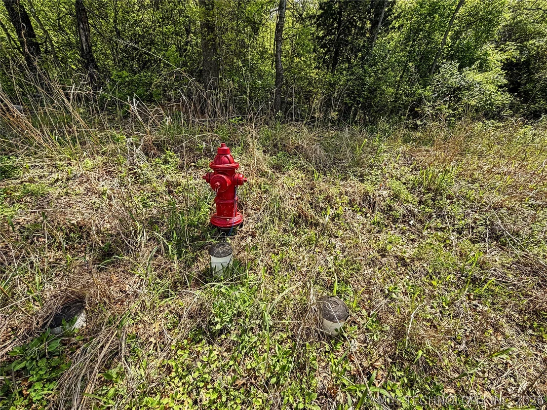 Photo of 417 S Thunder Road