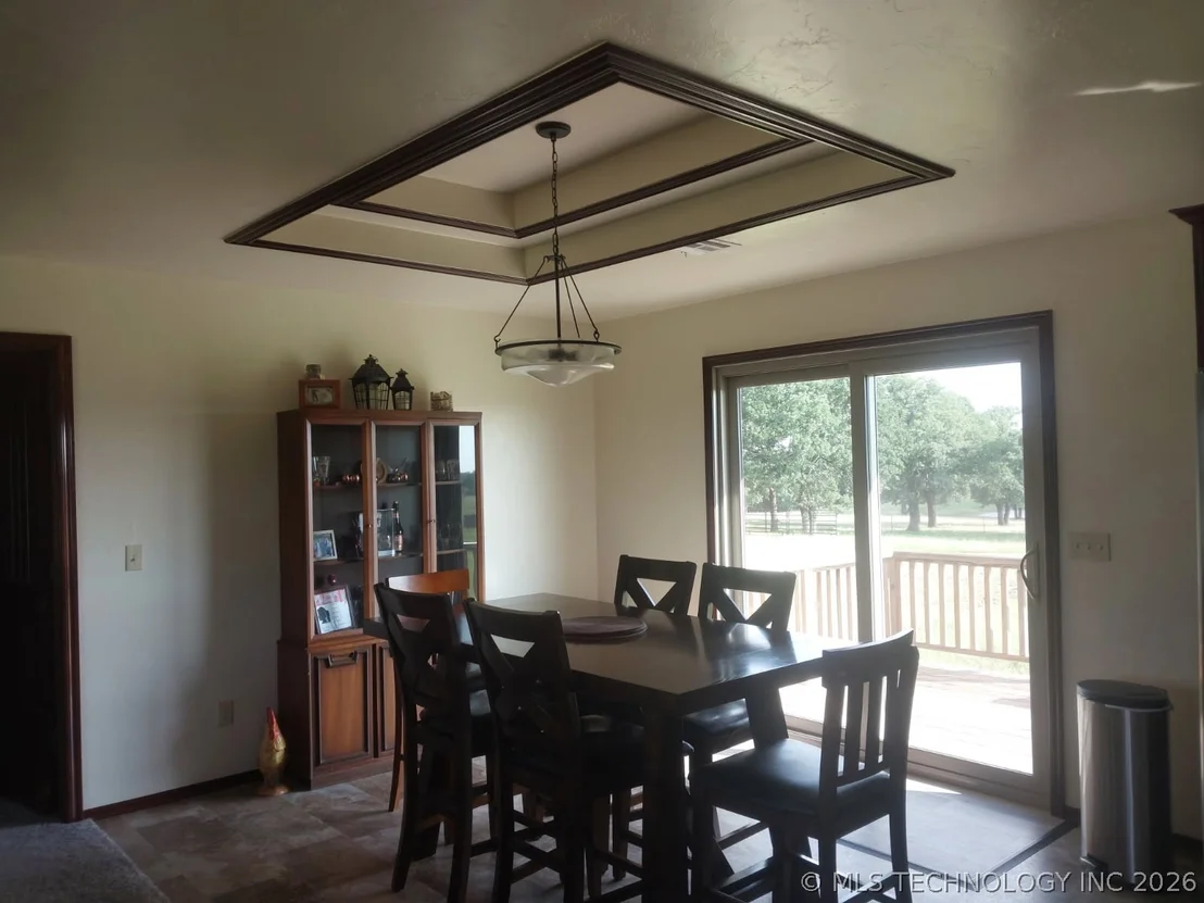 Photo of 2216 Bristol Road